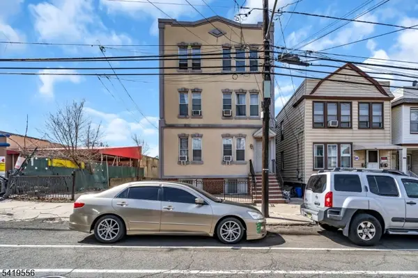 305 Cator Ave #1B, Jersey City, NJ 07305