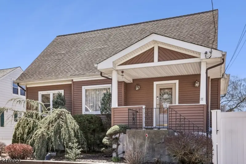 31 Bergen Blvd, Woodland Park, NJ 07424 - #1