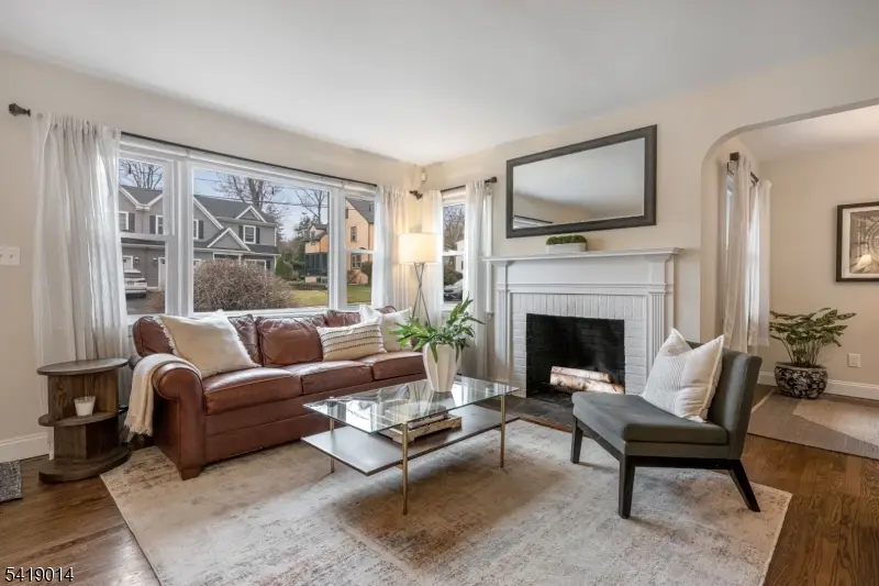 347 Gilbert St, Ridgewood, NJ 07450 - #3