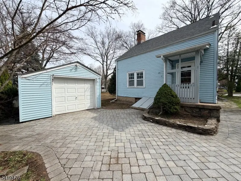 30 Stiles Ave, Morris Plains, NJ 07960 - #3