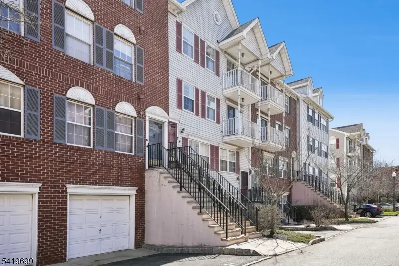 48 Cornerstone Ln, Newark, NJ 07103 - #1