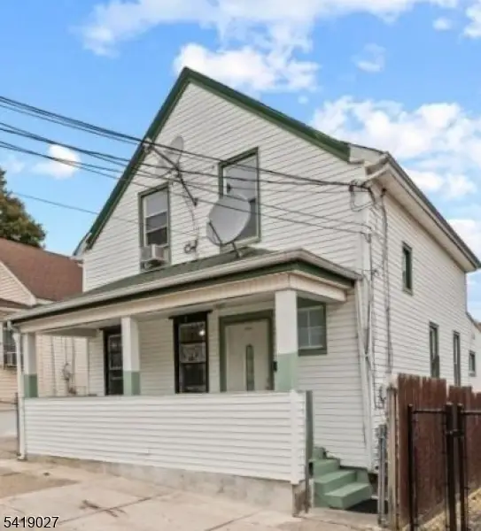 339 Paxton St, Paterson, NJ 07503 - #1