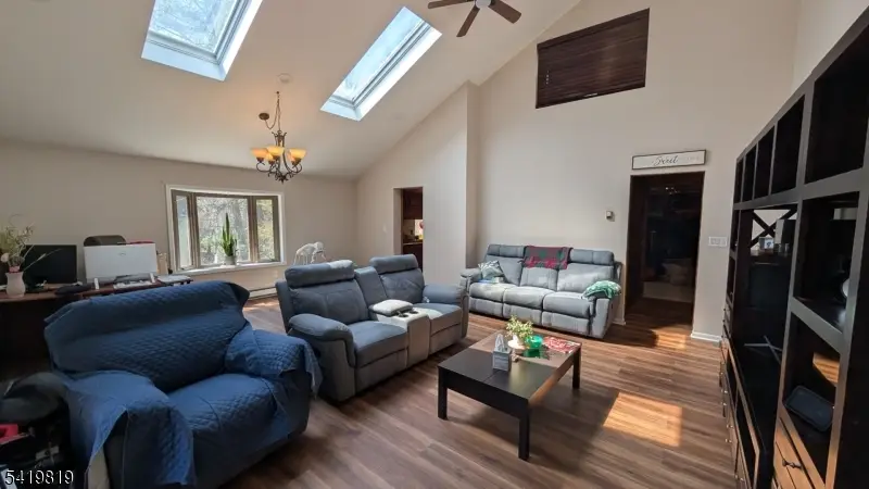 534 Hamburg Tpke, Macopin, NJ 07480 - #3