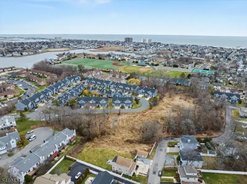 151 Kingsley St, Long Branch, NJ 07740 - #3