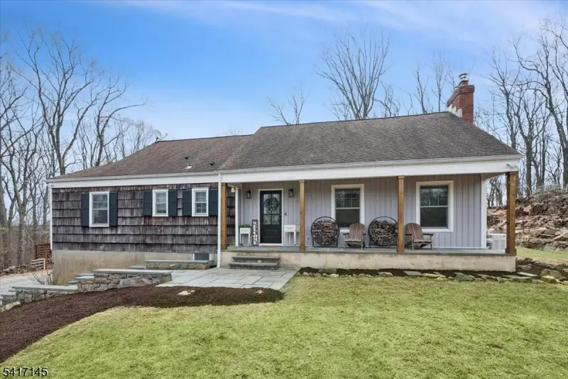 13 Forest View Dr, Long Valley, NJ 07853 - #1
