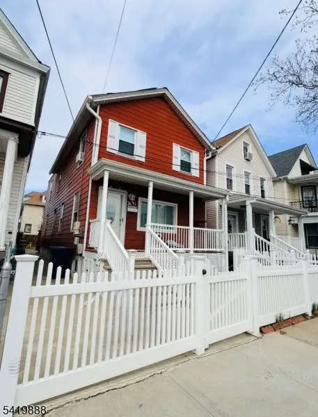 300 Washington St, Perth Amboy, NJ 08861 - #1