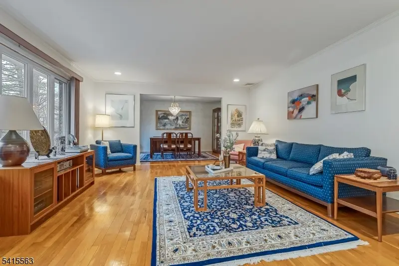 11 Wood Dr, Parsippany Troy Hills, NJ 07054 - #3