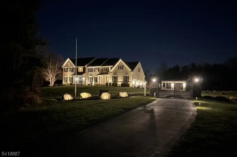 38 Still Hollow Rd, Tewksbury, NJ 08833 - #3