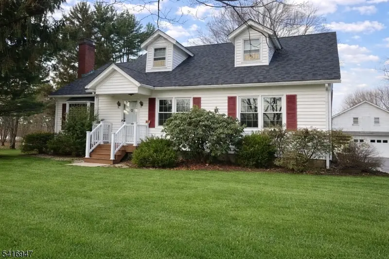 27 Union Rd, Clinton, NJ 08809 - #1