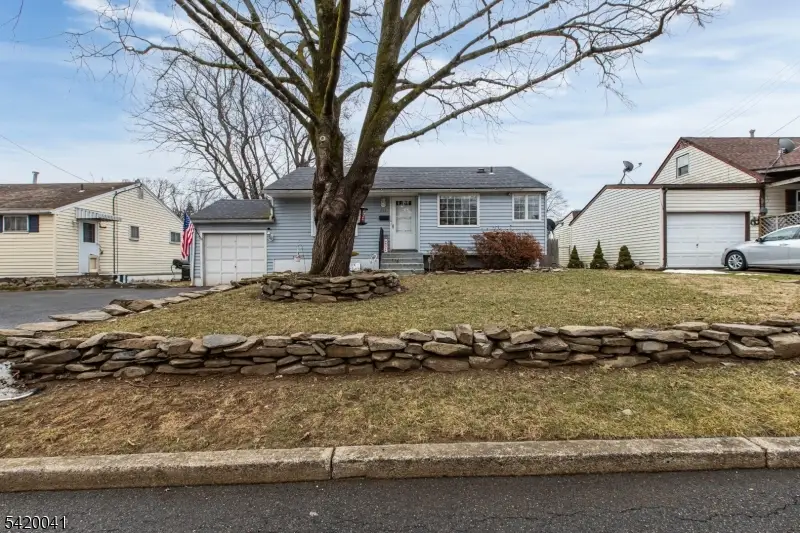 135 Riverview Rd, Phillipsburg, NJ 08865 - #1