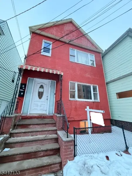 133 Mallory Ave, Jersey City, NJ 07304
