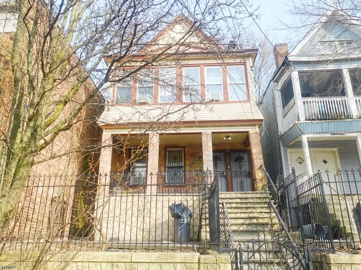 402 S 15th St, Newark, NJ 07103 - #1