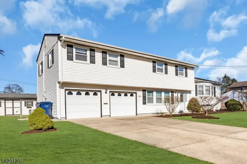 1463 Pawnee Rd, North Brunswick, NJ 08902 - #2