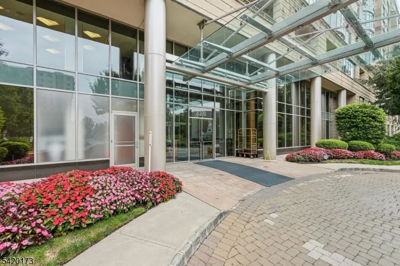 8100 River Rd #210, North Bergen, NJ 07047 - #1