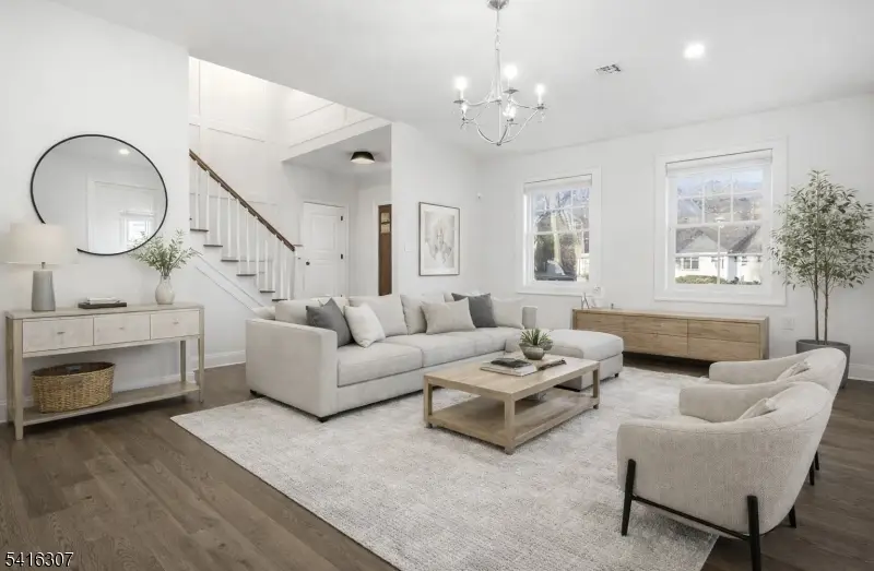 44 Manor Rd, Livingston, NJ 07039 - #3