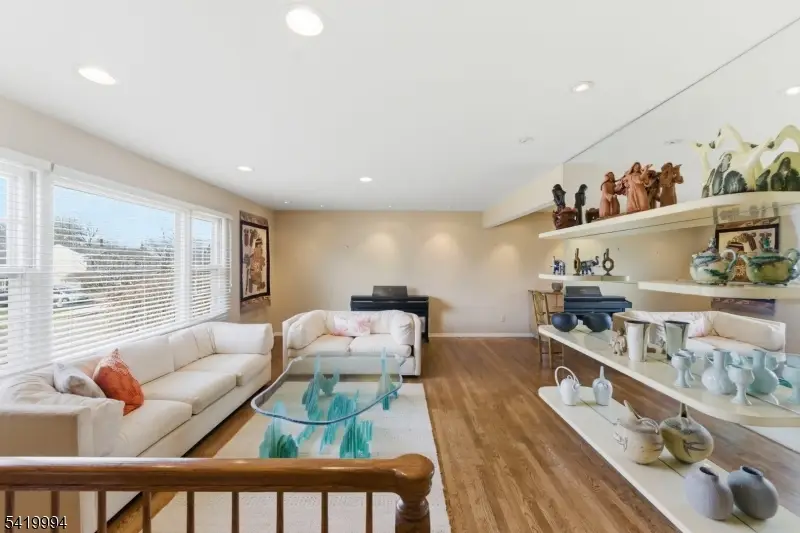 11 Pilgrim Way, Preakness, NJ 07470 - #3