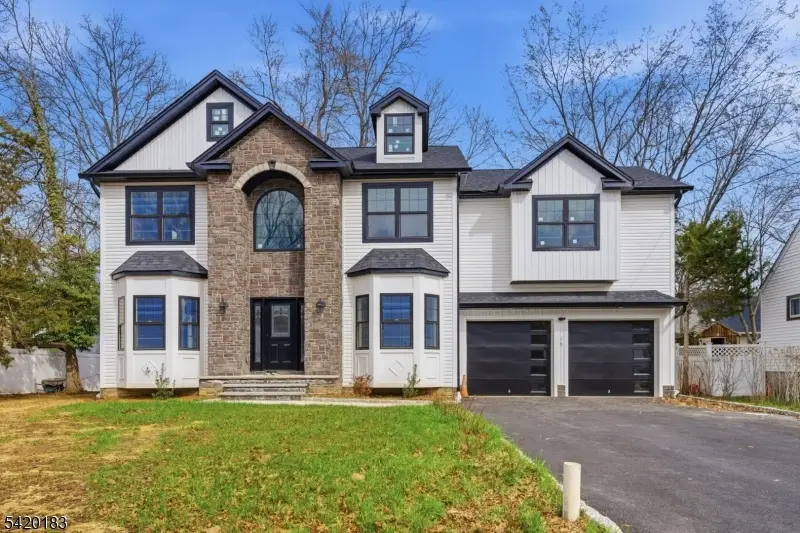 28 Glenwood Ave, Lake Hiawatha, NJ 07034 - #1