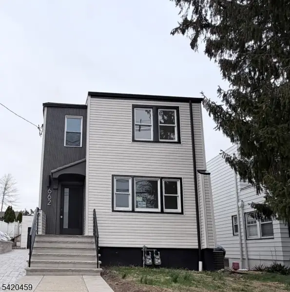 662 Selfmaster Pkwy, Union, NJ 07083 - #1