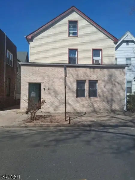 231 N Park St, East Orange, NJ 07017 - #1