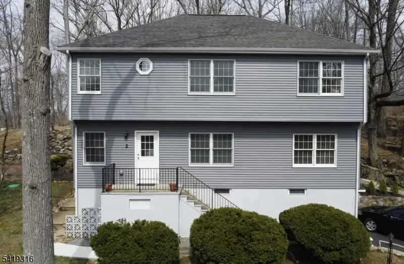 2 Lilac Rd, Lake Hopatcong, NJ 07849 - #1