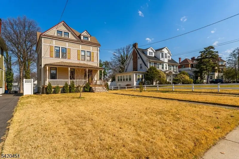 150 W 5th Ave, Roselle, NJ 07203 - #3