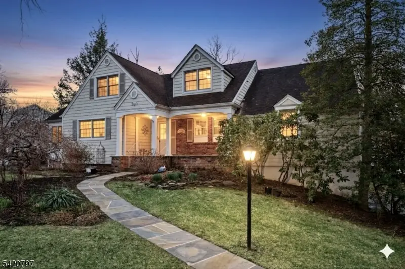 8 Bennington Rd, Morris, NJ 07960 - #2