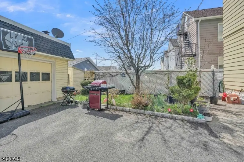 752-754 S Broad St #2, Elizabeth, NJ 07202 - #3