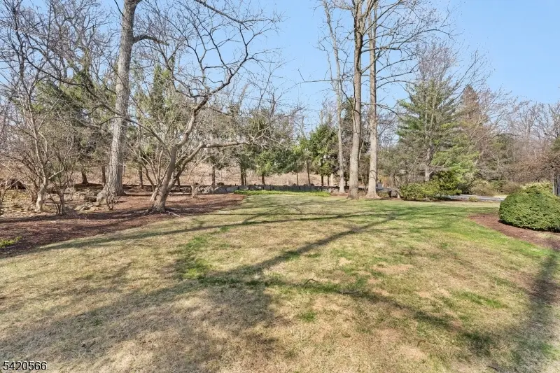 1531 Coles Ave, Mountainside, NJ 07092 - #2