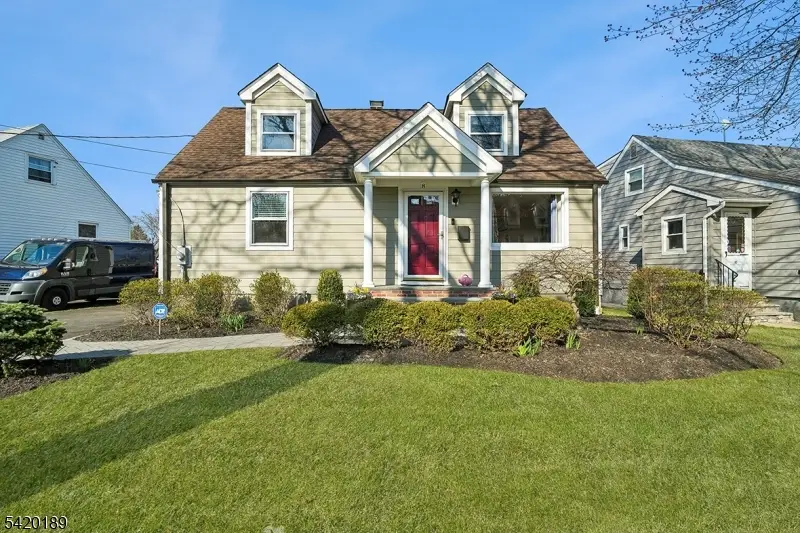 8 Edison Dr, Summit, NJ 07901 - #2