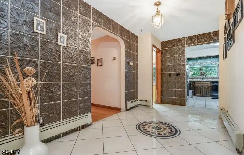 1868 Amwell Road, Franklin, NJ 08873 - #3