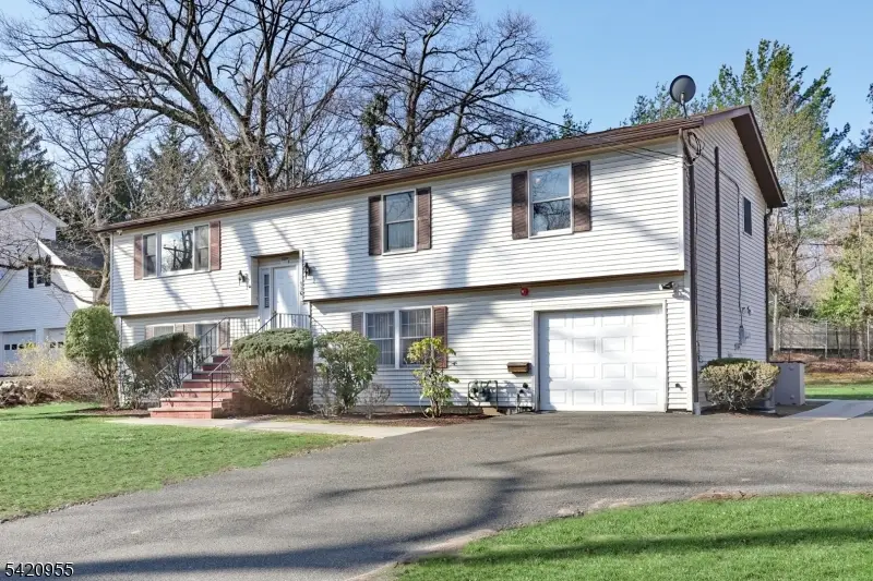 116 Hillside Ave, Midland Park, NJ 07432 - #3