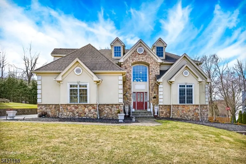 6 Hunter Dr, Mount Olive, NJ 07828 - #2