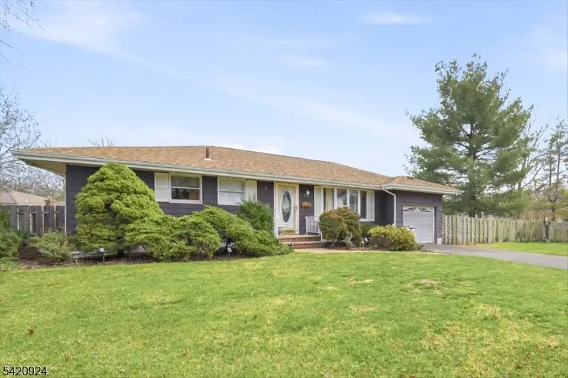 100 Hayes Ave, Clark, NJ 07066 - #2