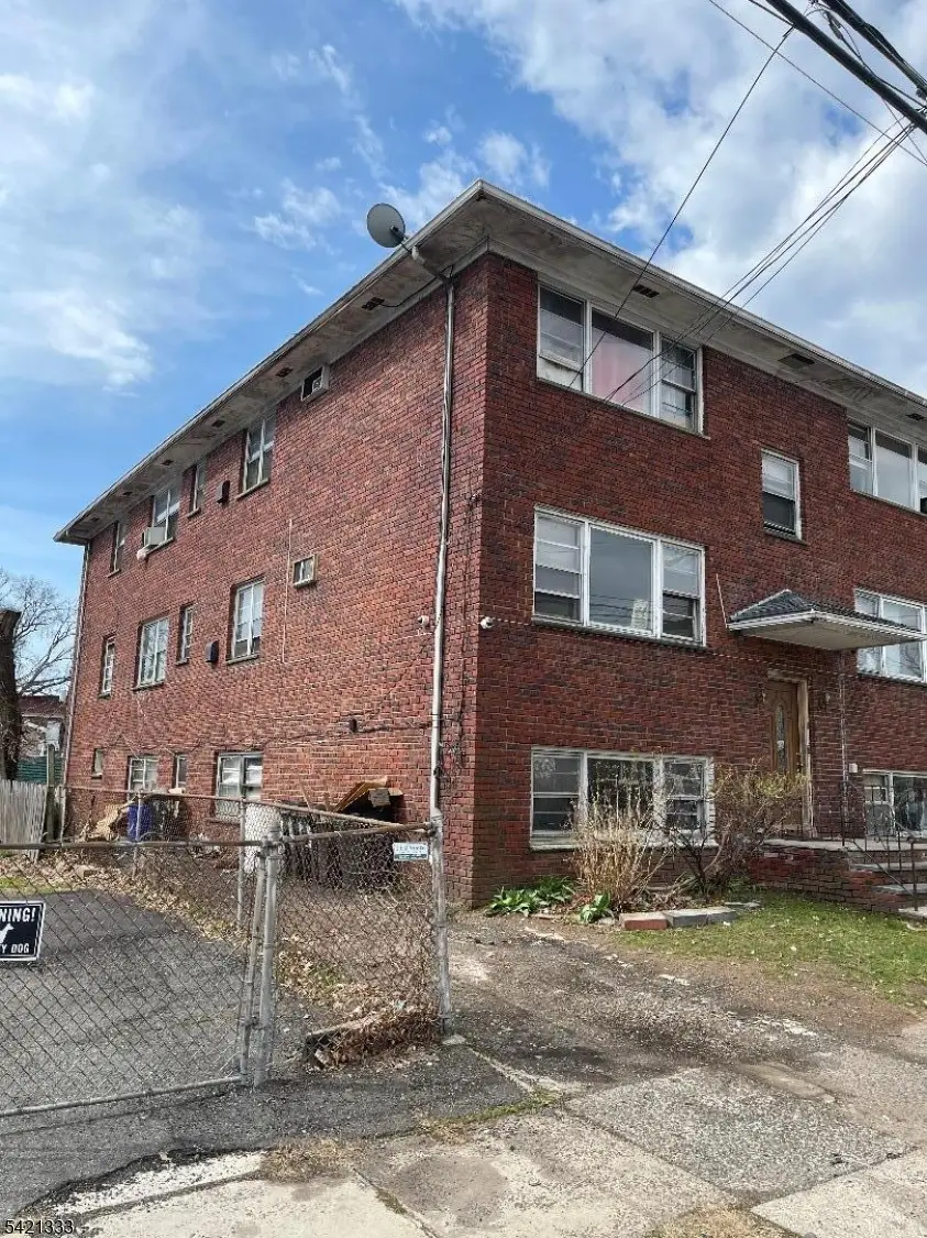 9-11 Bachman Pl, Irvington, NJ 07111 - #3