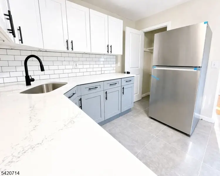 19 Stuyvesant Ave, Newark, NJ 07106 - #2