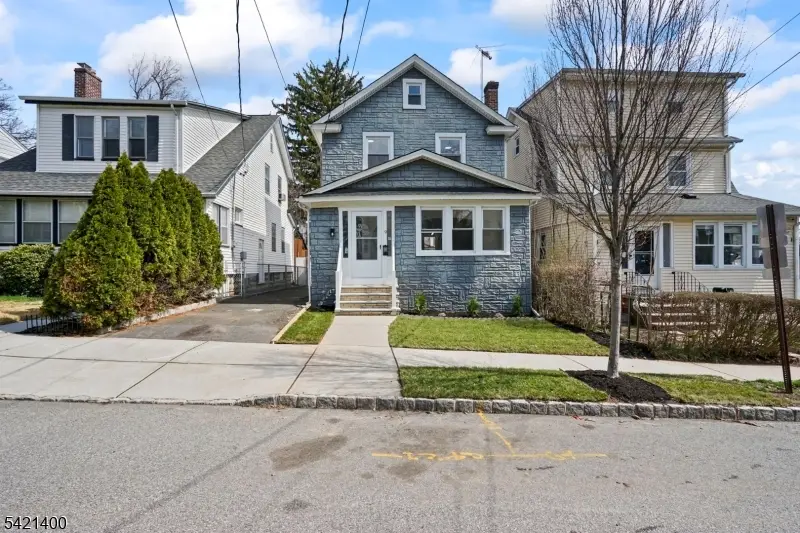 9 Kirk St, West Orange, NJ 07052 - #1