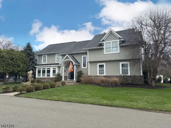 110 Terbell Pkwy, River Vale Twp., NJ 07675