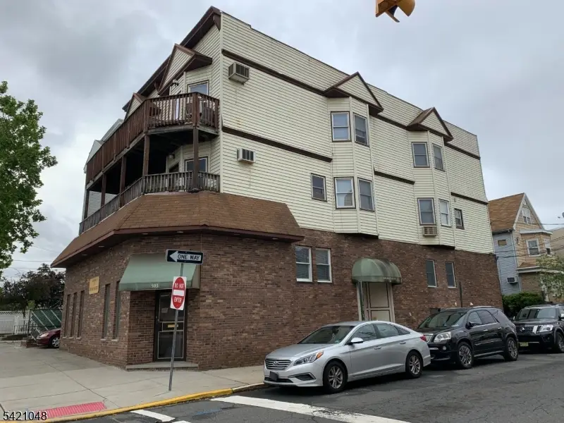 116 W 19th St #1A, Bayonne, NJ 07002 - #1