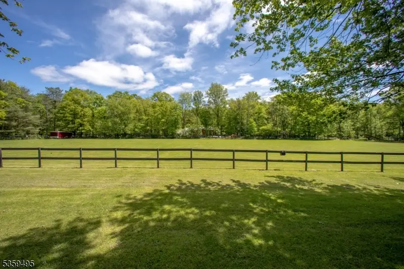 76 Glen Rd, Wantage, NJ 07461 - #1