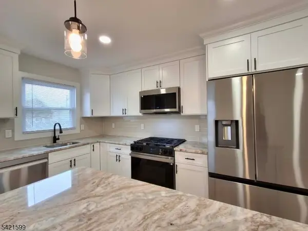 397 Lake Ave, Woodbridge Twp., NJ 07067