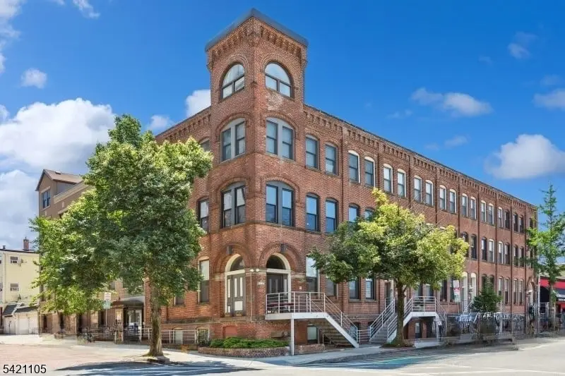 54-60 Mcwhorter St Unit 105 #105, Newark, NJ 07105 - #1