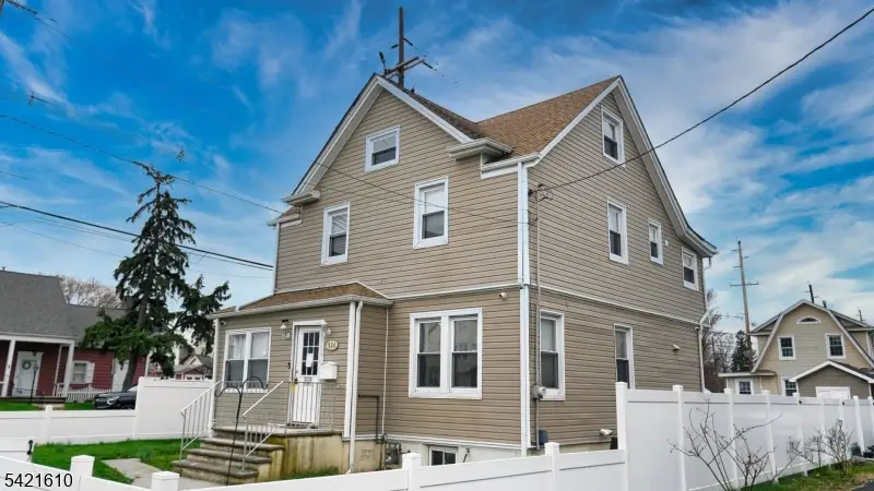 824 Chestnut St, Roselle, NJ 07203 - #3