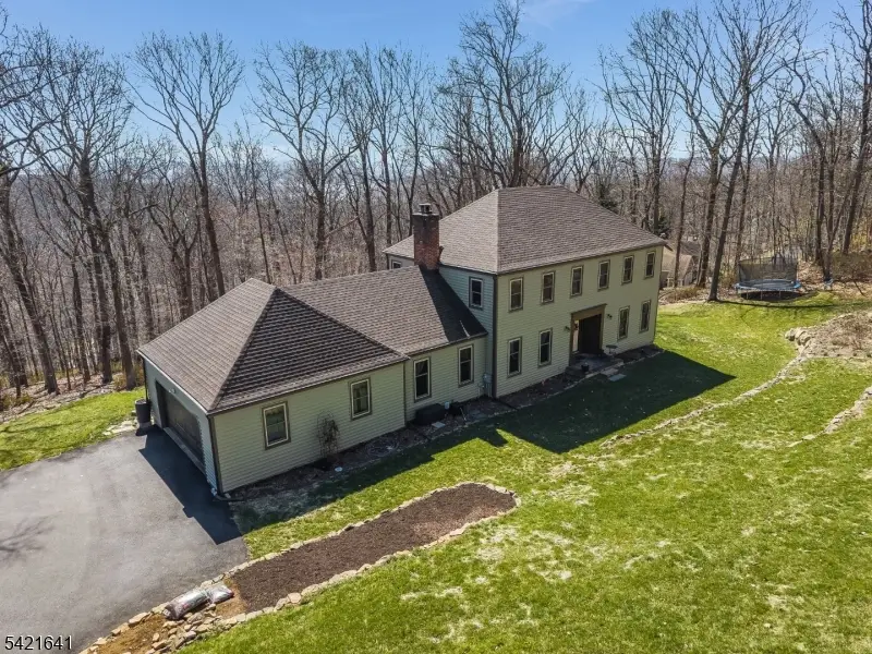 514 Lannon Ln, Bethlehem, NJ 08826 - #1