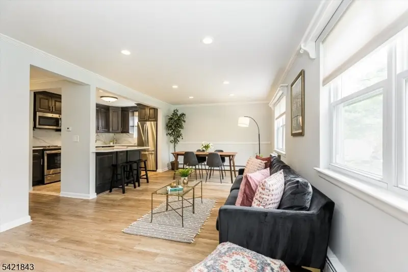 7 Van Vleck St #9, Montclair, NJ 07042 - #1