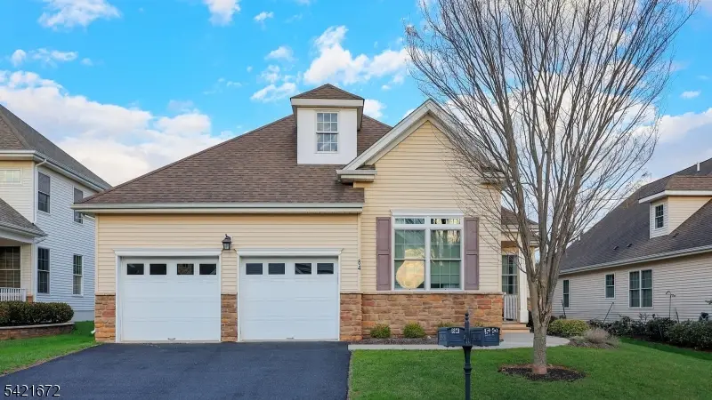 84 Patriots Way, Franklin, NJ 08873 - #1