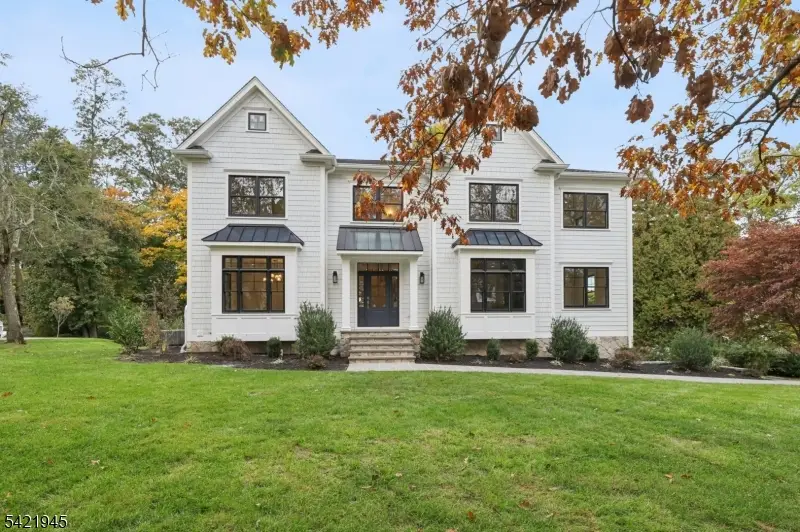 25 Beverly Rd, Madison, NJ 07940 - #2