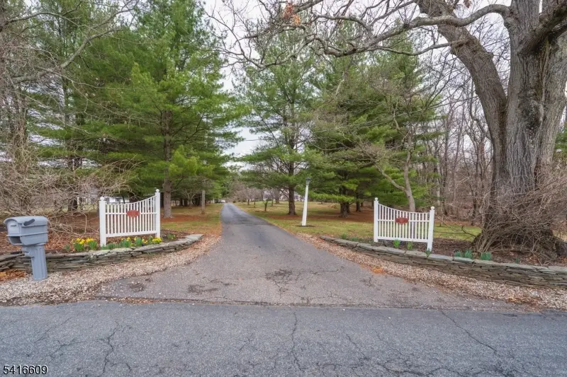 160 Hartpence Rd, Alexandria, NJ 08848 - #3