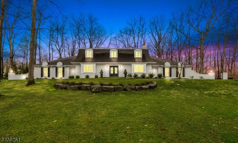 5 Sherwood Dr, Watchung, NJ 07069 - #1