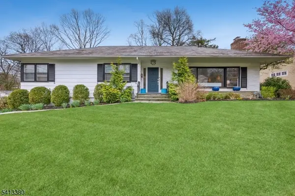 101 Essex Rd, Summit City, NJ 07901