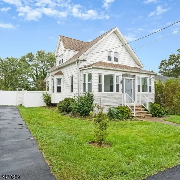 548 Bridgewater Ave, Bridgewater Twp., NJ 08807